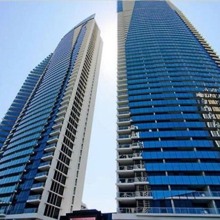 Circle Surfers Paradise Holidays Luaran gambar