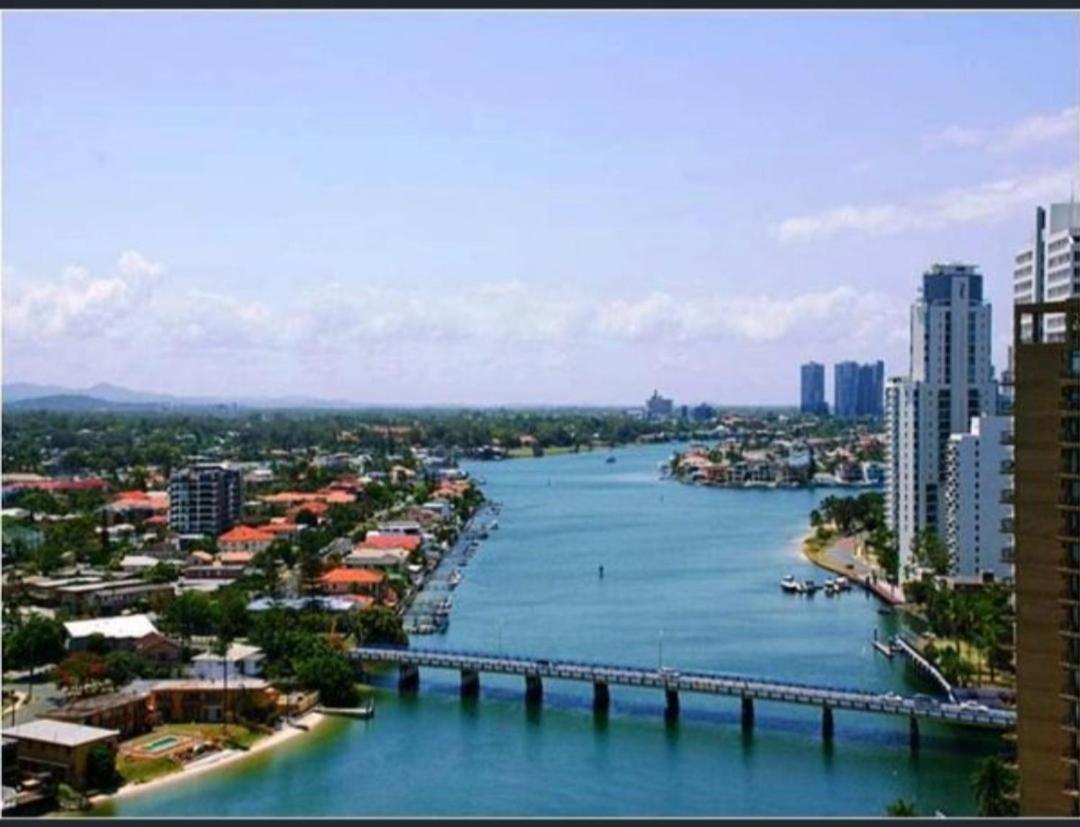 Circle Surfers Paradise Holidays Luaran gambar