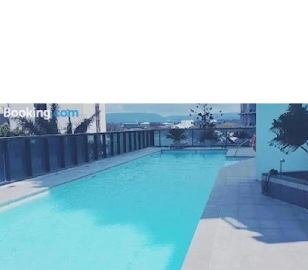 Circle Surfers Paradise Holidays Luaran gambar