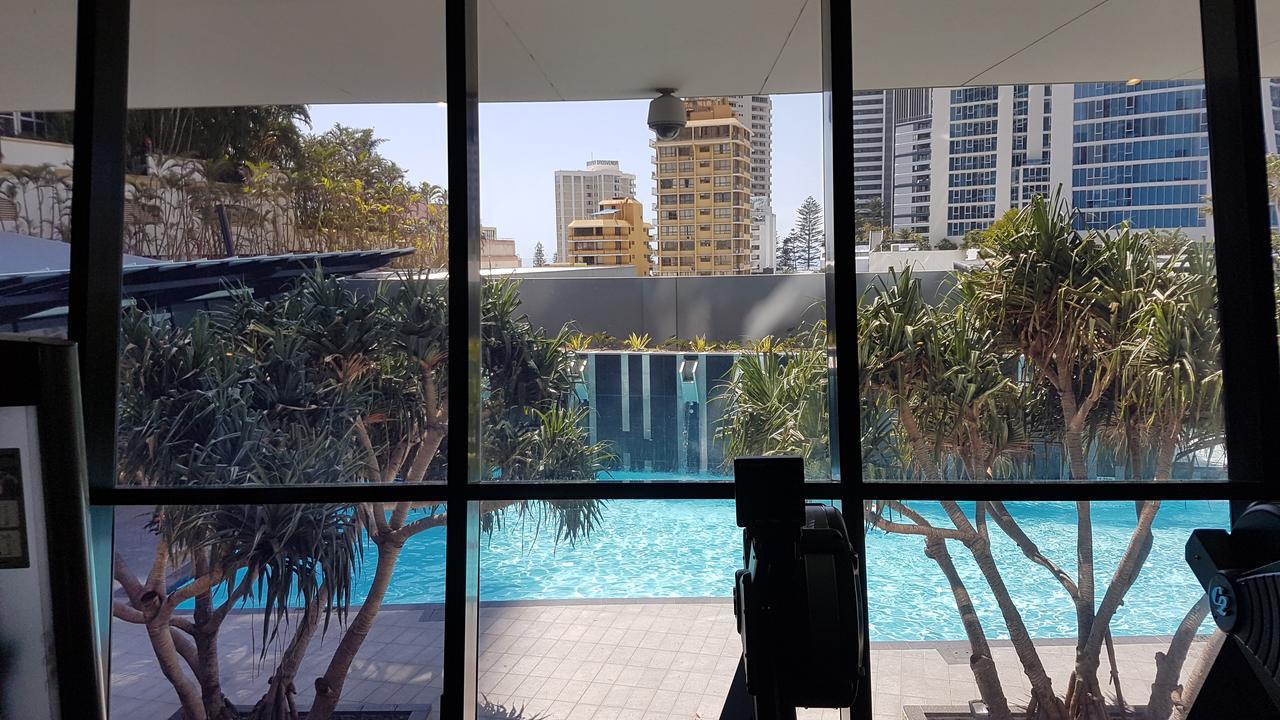 Circle Surfers Paradise Holidays Luaran gambar