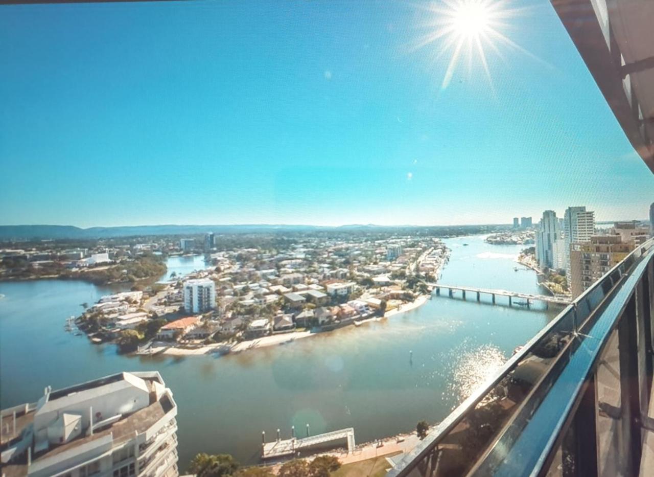 Circle Surfers Paradise Holidays Luaran gambar