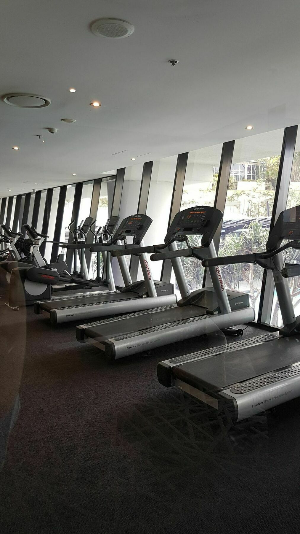 Circle Surfers Paradise Holidays Luaran gambar